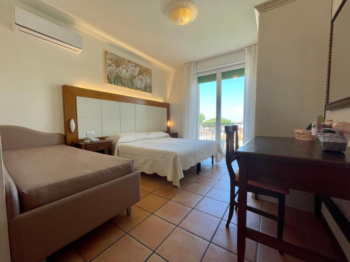 Hotel Sylvia Lido di Camaiore Luaran gambar