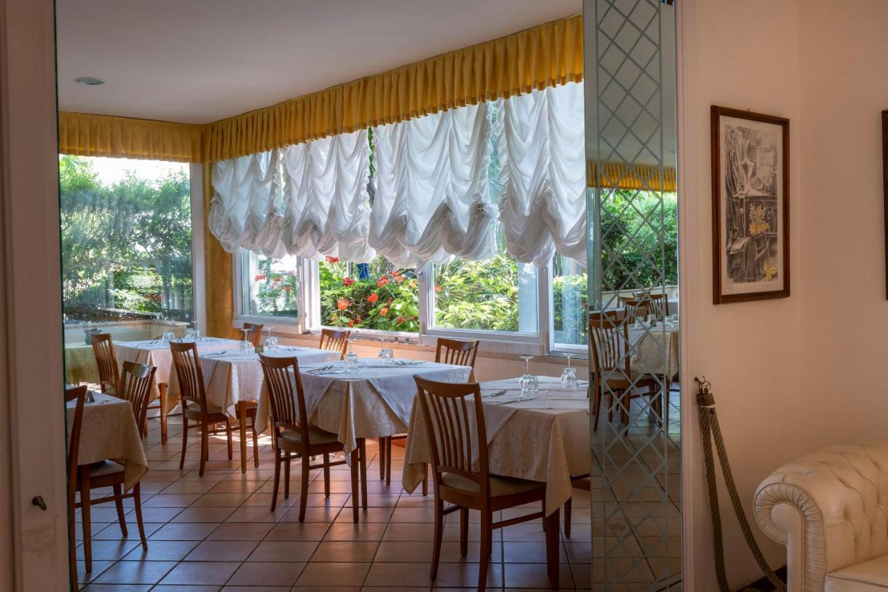 Hotel Sylvia Lido di Camaiore Luaran gambar