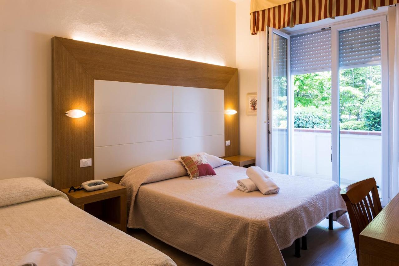 Hotel Sylvia Lido di Camaiore Luaran gambar