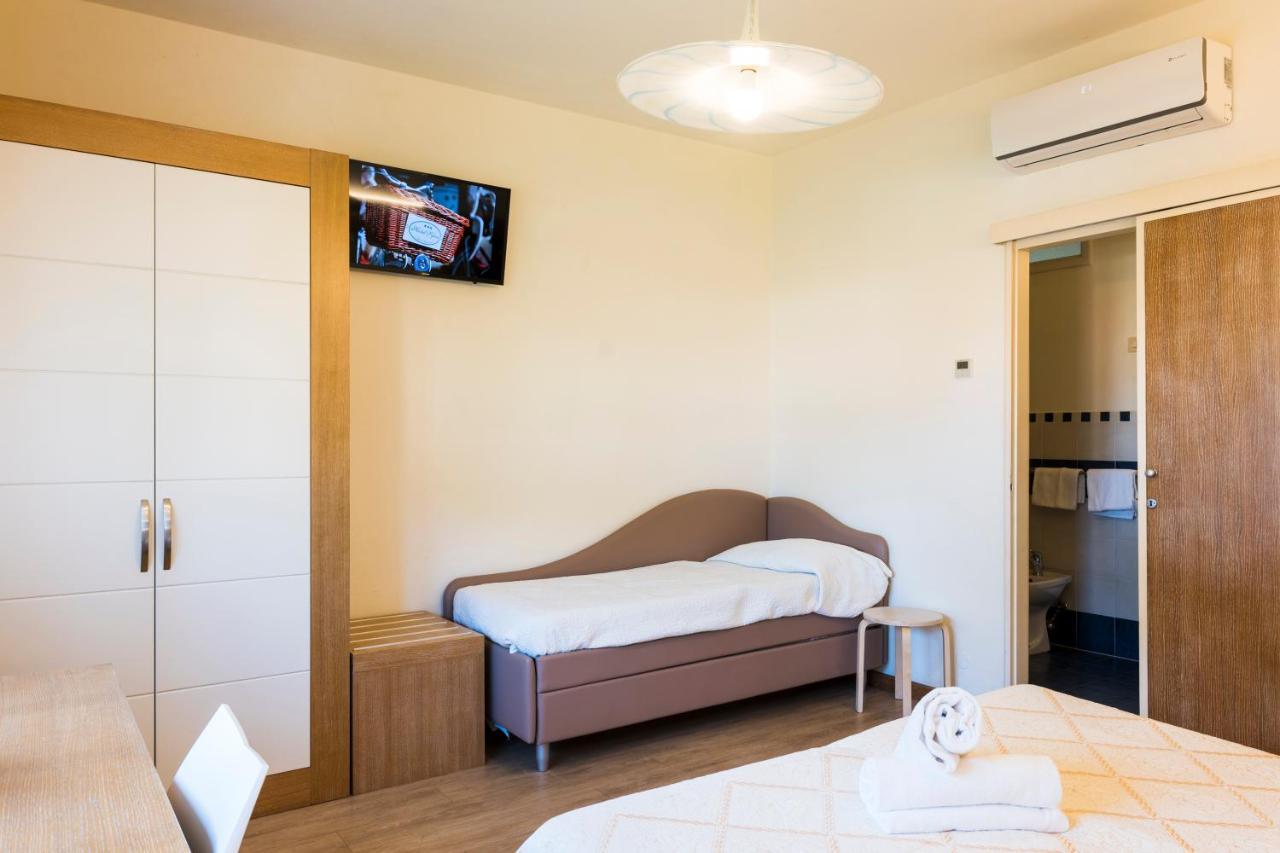Hotel Sylvia Lido di Camaiore Luaran gambar