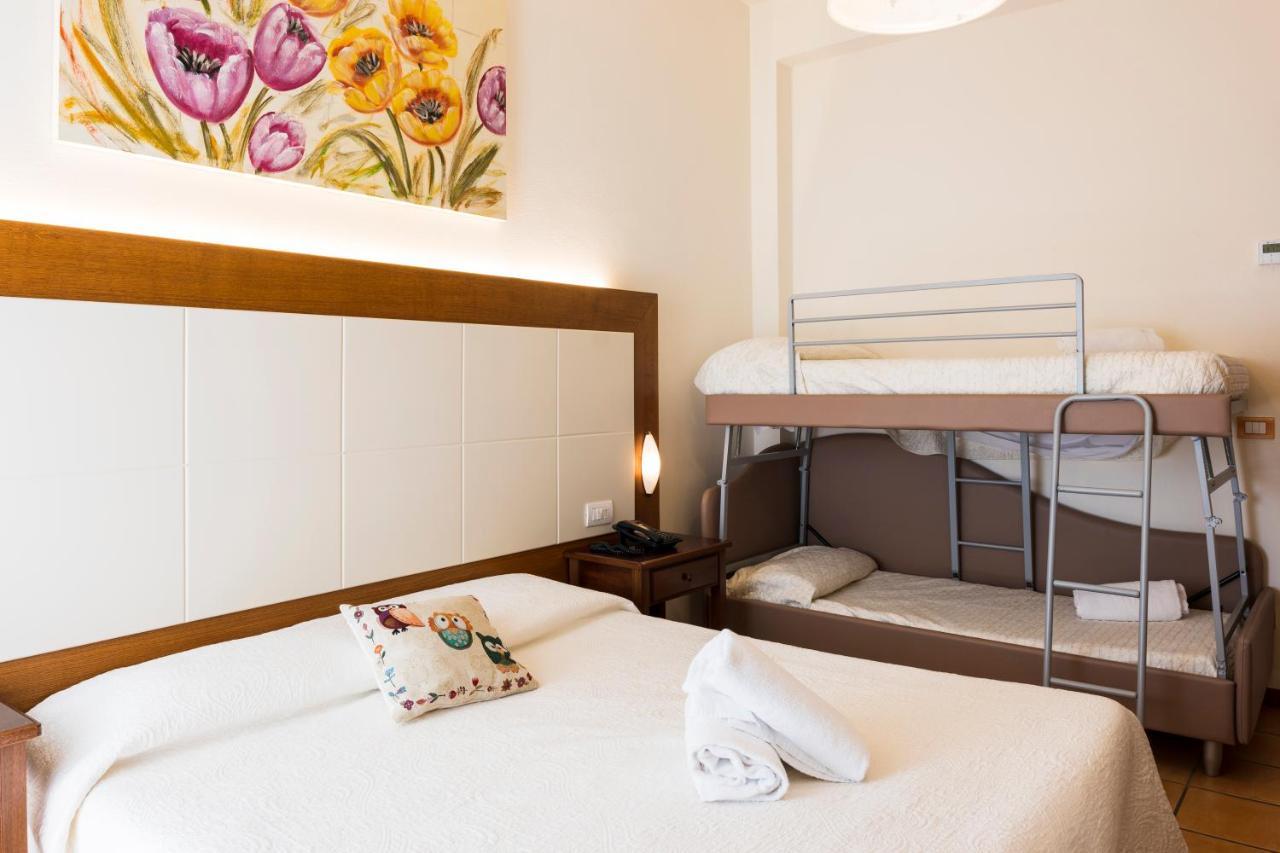 Hotel Sylvia Lido di Camaiore Luaran gambar